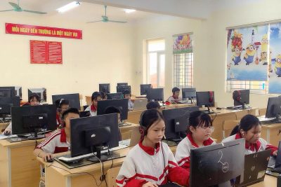 Tham gia giao lưu IOE (Olympic Tiếng Anh trên Internet) cấp tỉnh